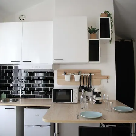 Apartment Jungle Gannat